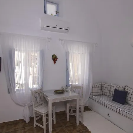 赫利阿得斯公寓式酒店 易莫洛林