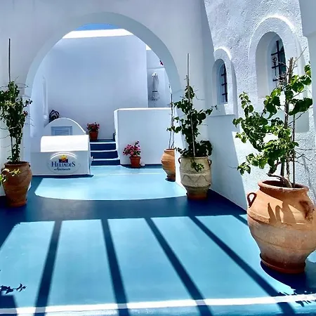 Heliades Apartment Imerovigli (Santorini)