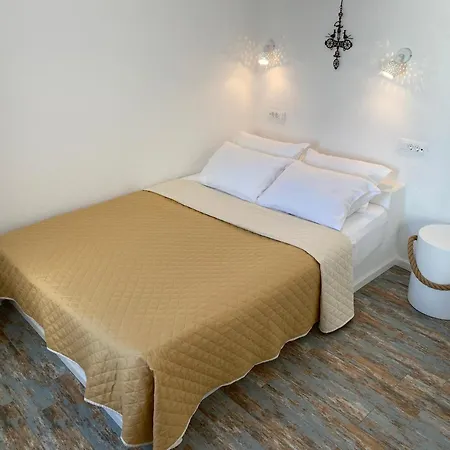 Heliades Apartment *