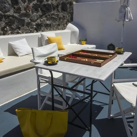 Apartment Heliades Imerovigli (Santorini)