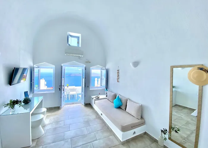 Heliades Imerovigli (Santorini)