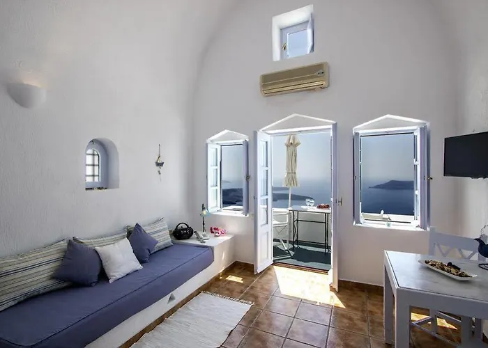 Apartament Heliades *